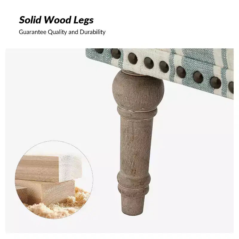 Fauteuil rembourré en bois avec clous décoratifs et motif à rayures