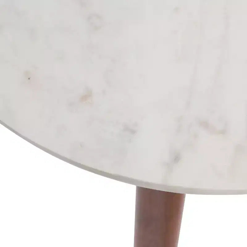 Table d'appoint ronde à pieds tripodes