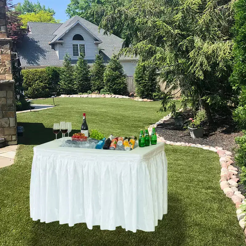 Table de fête pliante portative de 4 pi avec rebord et jupe - Blanche